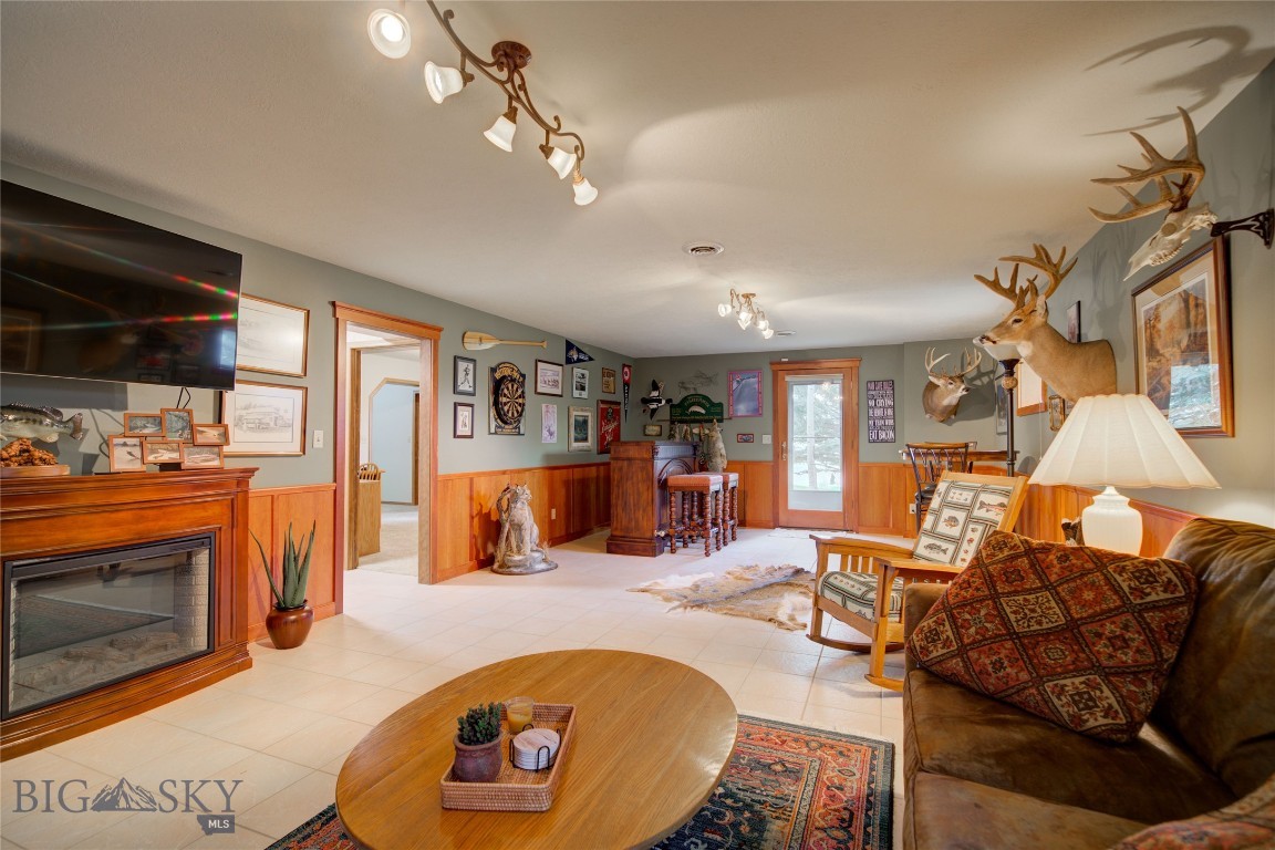 Ranch - Residential