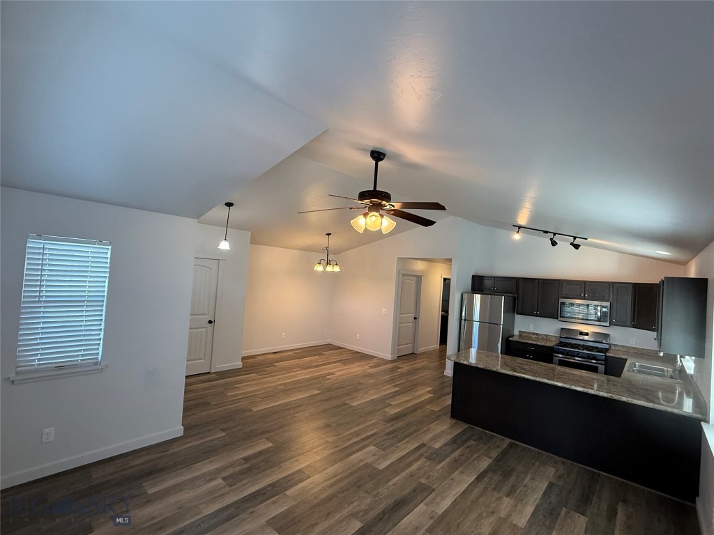 Discovery Vista - Residential