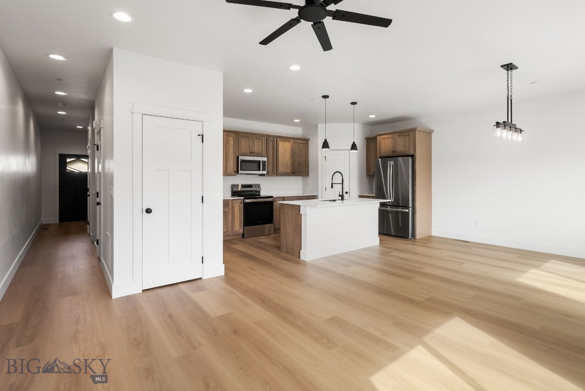Falcon Hollow - Residential
