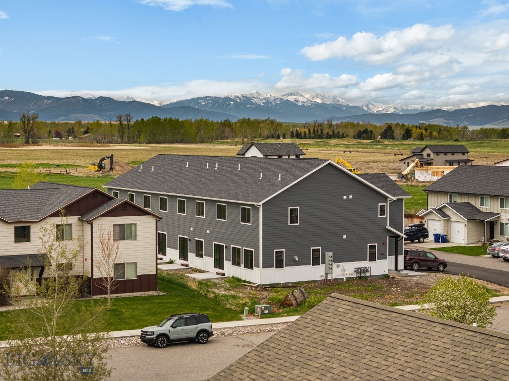 Falcon Hollow - Residential
