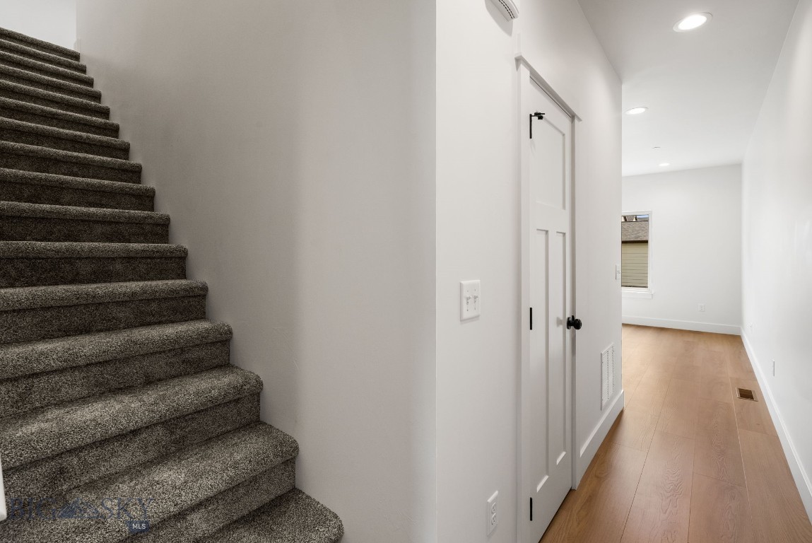 Falcon Hollow - Residential