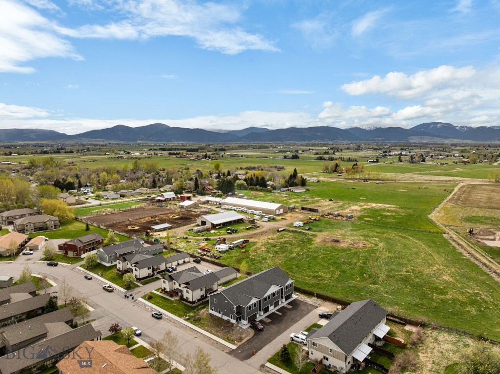 Falcon Hollow - Residential
