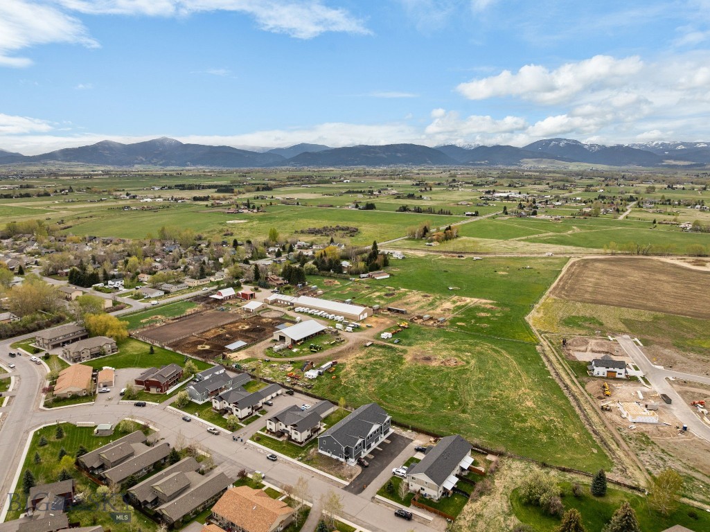 Falcon Hollow - Residential
