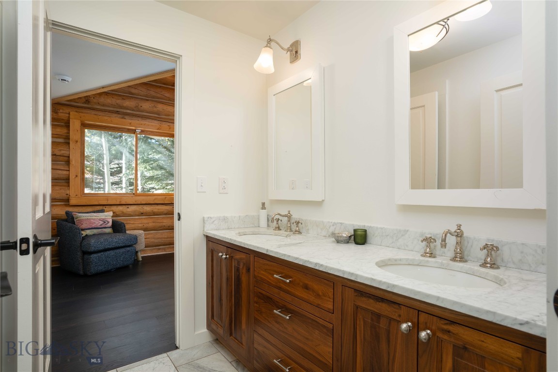 Aspen Meadows - Residential