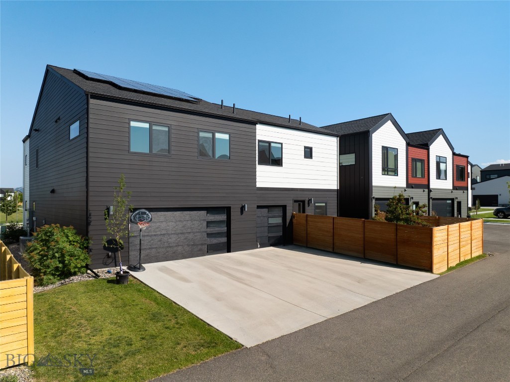 Bozeman, Montana 59718, United States, 3 Bedrooms Bedrooms, ,3 BathroomsBathrooms,Residential,Active,197587