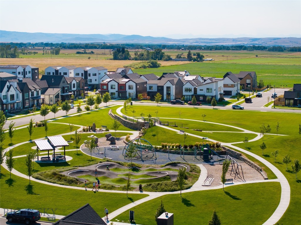 Bozeman, Montana 59718, United States, 3 Bedrooms Bedrooms, ,3 BathroomsBathrooms,Residential,Active,197587