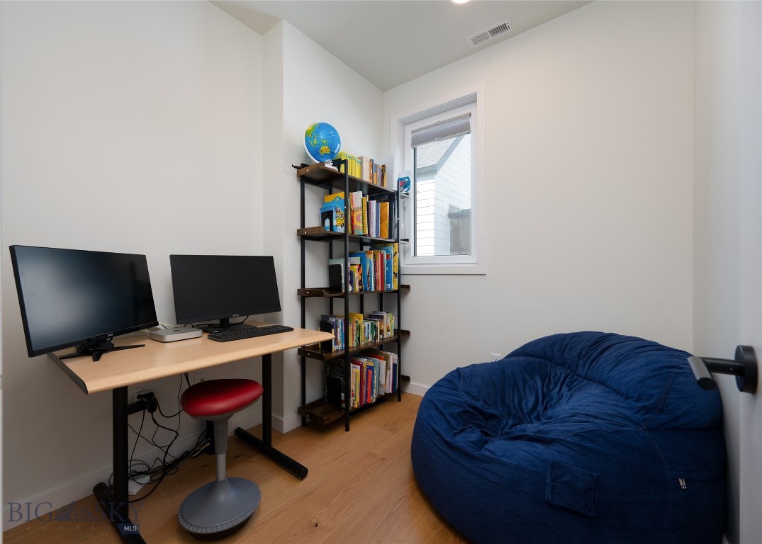 Bozeman, Montana 59718, United States, 3 Bedrooms Bedrooms, ,3 BathroomsBathrooms,Residential,Active,197587