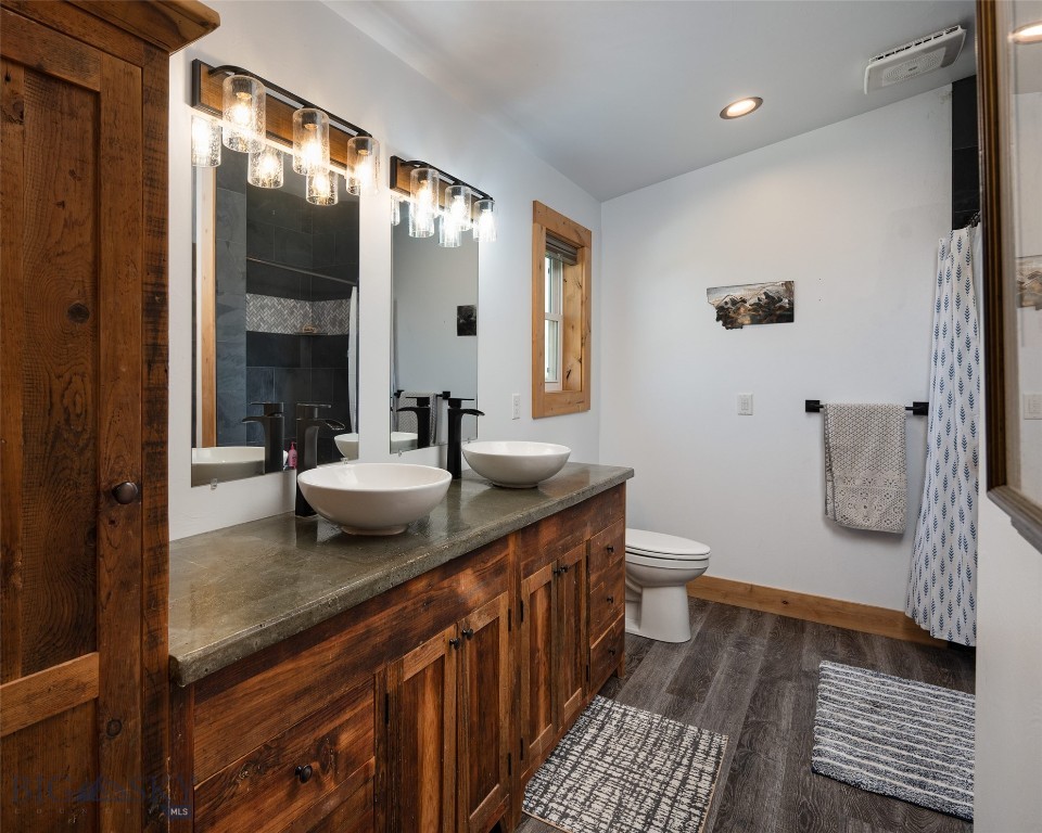 Belgrade, Montana 59714, United States, 3 Bedrooms Bedrooms, ,2 BathroomsBathrooms,Residential,Active,46520