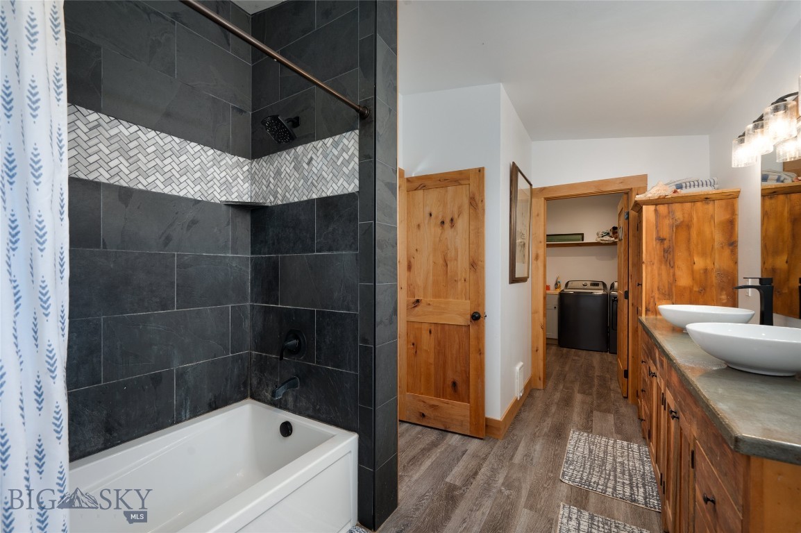 Belgrade, Montana 59714, United States, 3 Bedrooms Bedrooms, ,2 BathroomsBathrooms,Residential,Active,46520