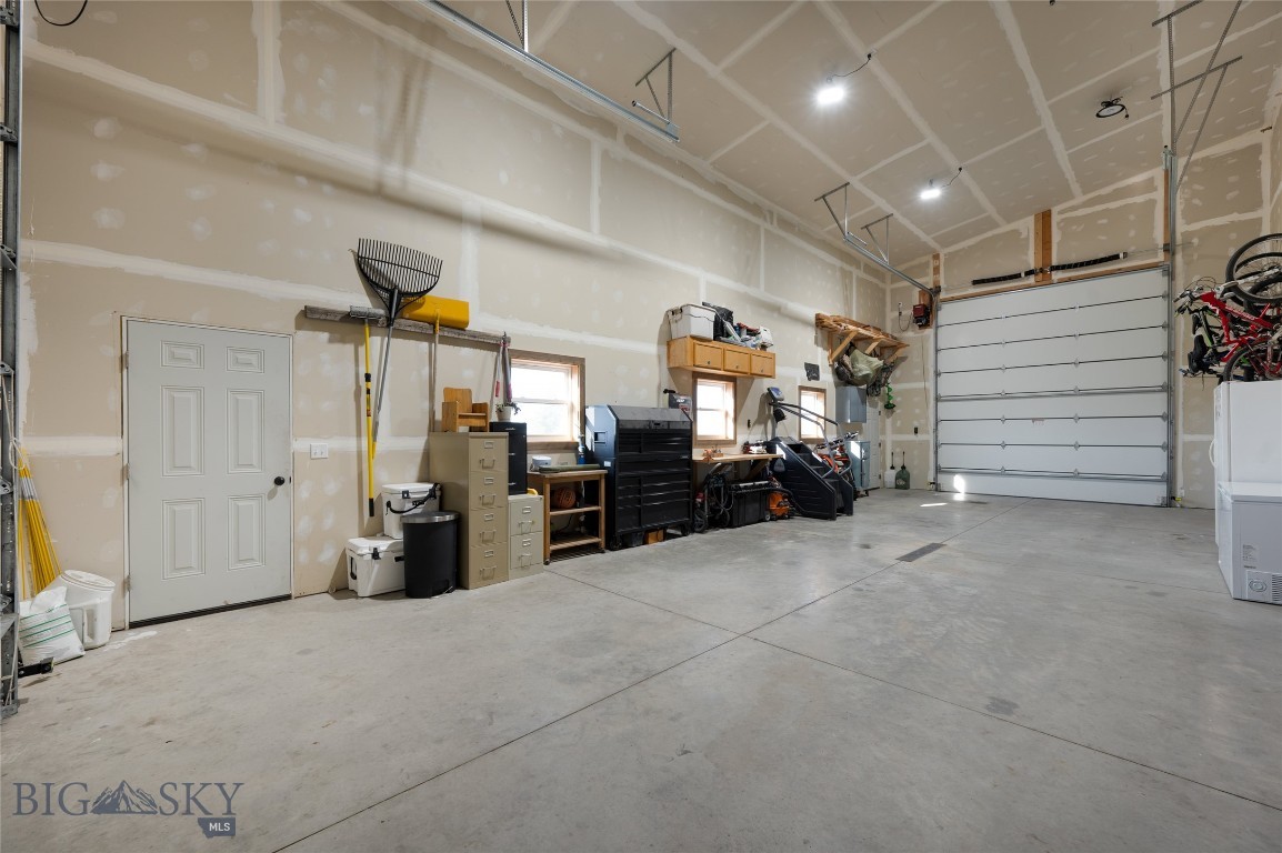 Belgrade, Montana 59714, United States, 3 Bedrooms Bedrooms, ,2 BathroomsBathrooms,Residential,Active,46520