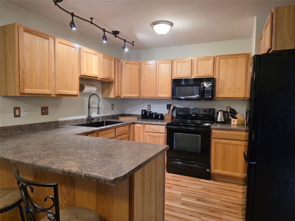 Emerald Park Condos - Residential