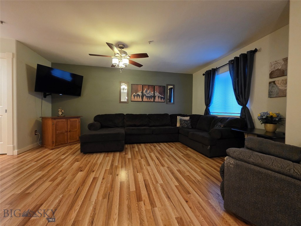Emerald Park Condos - Residential