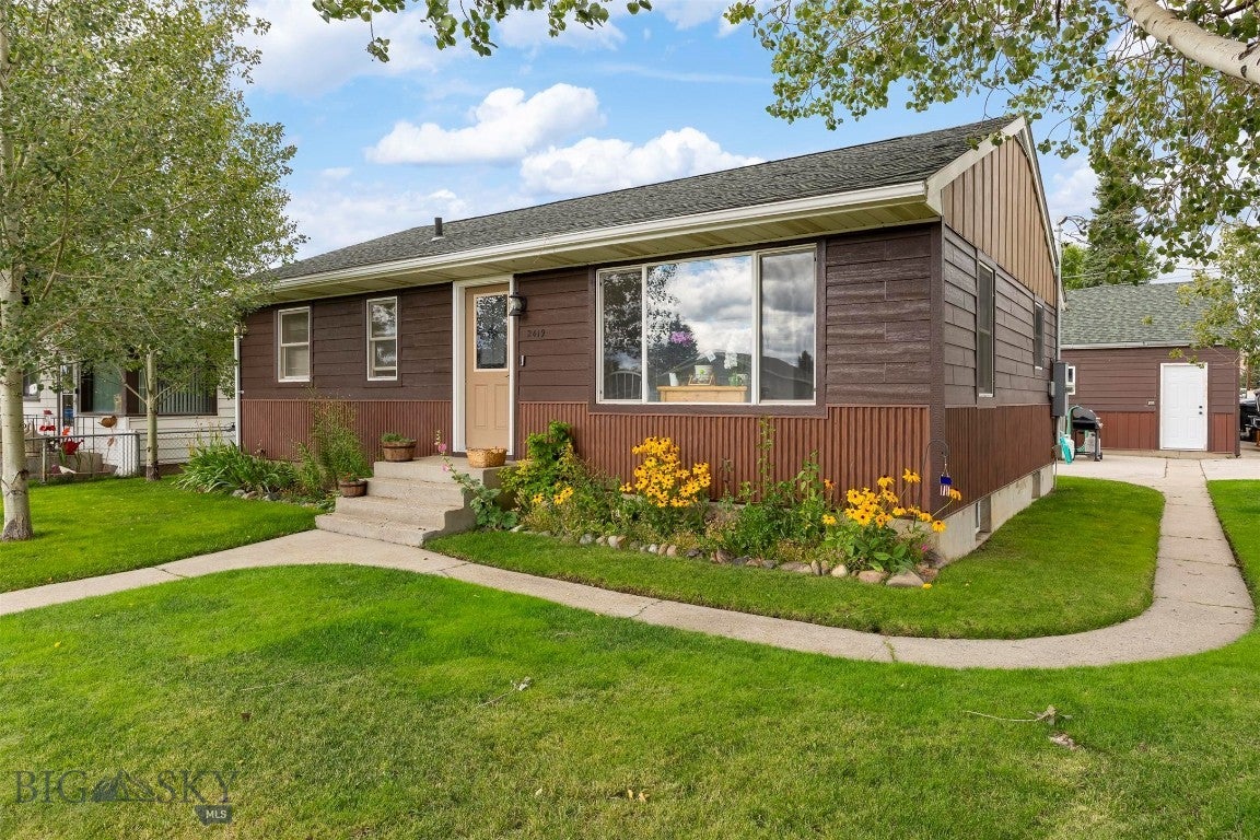 2419 Ottawa