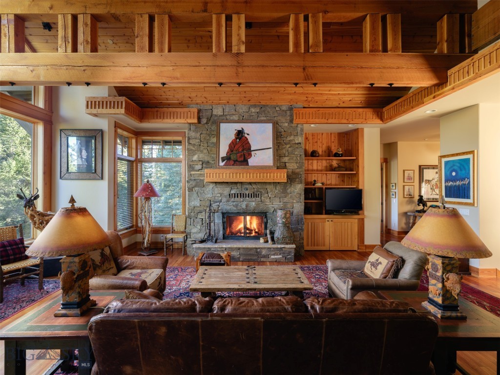 1055 Skywood Road