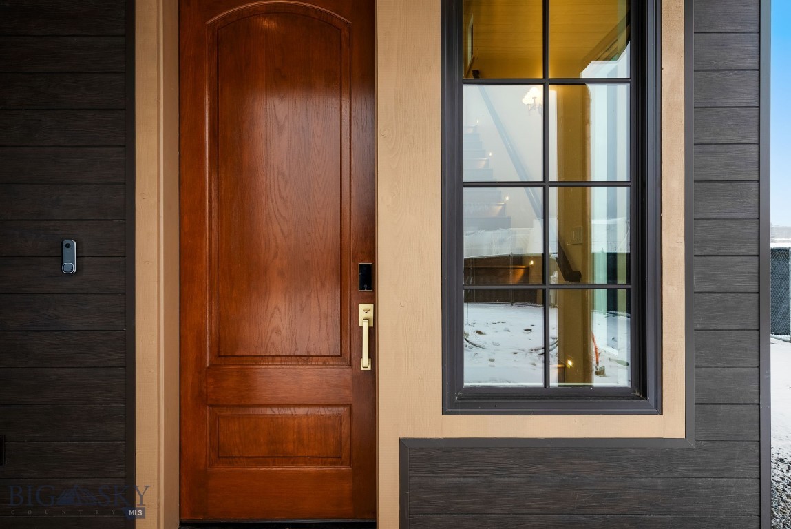 Yellowtail Residences Condominiums - Residential