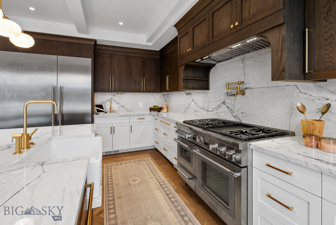 Yellowtail Residences Condominiums - Residential