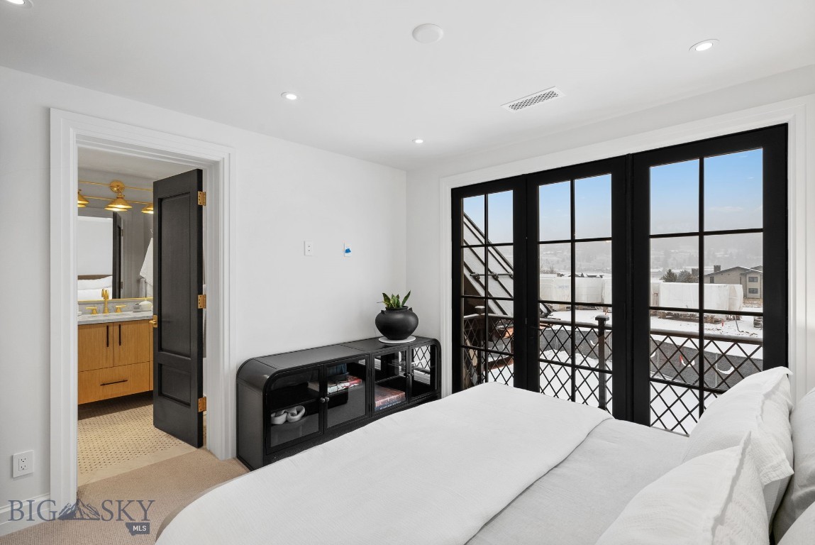 Yellowtail Residences Condominiums - Residential