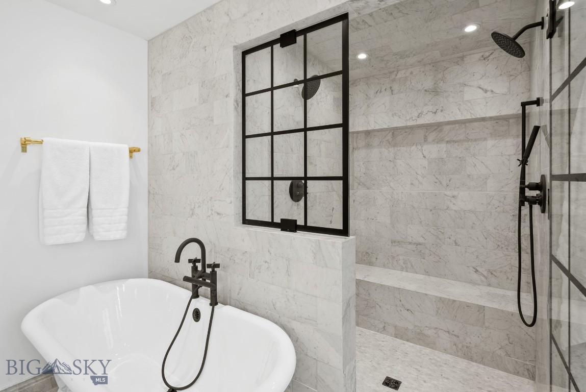 Yellowtail Residences Condominiums - Residential