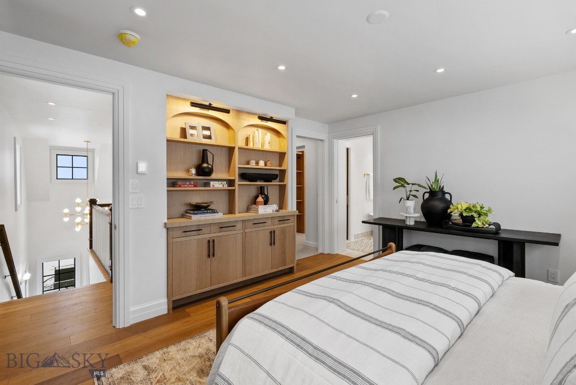 Yellowtail Residences Condominiums - Residential