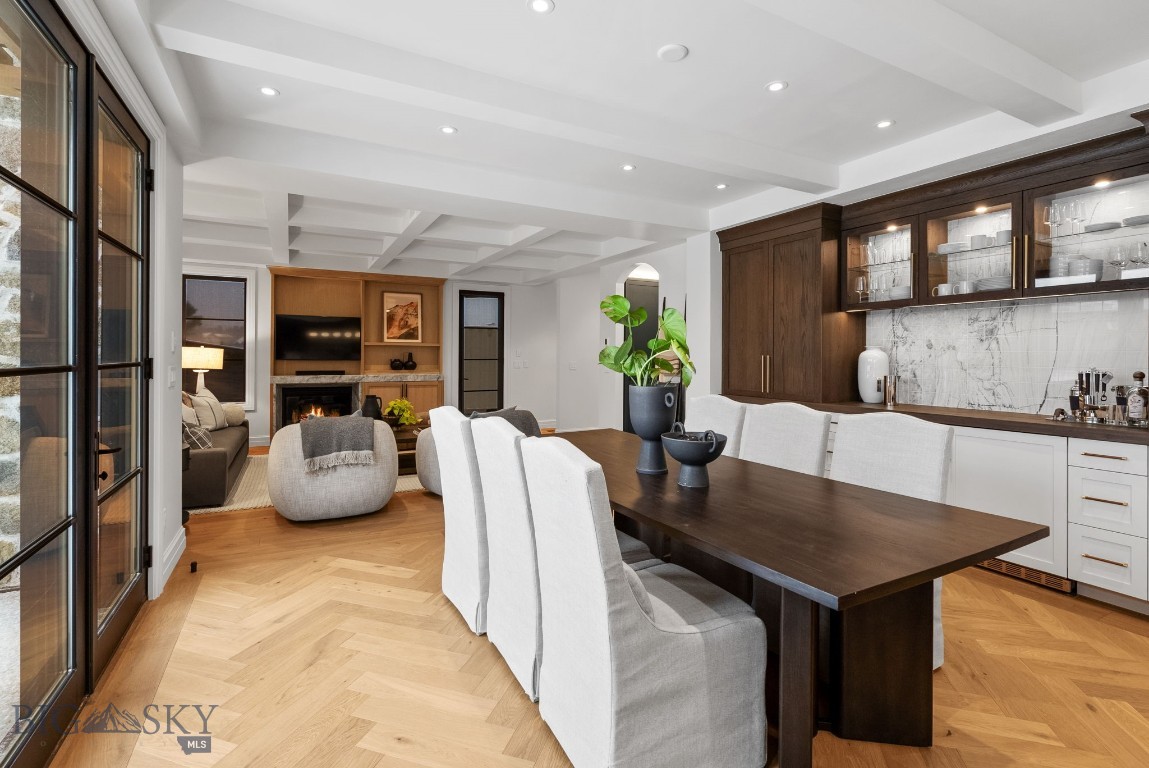 Yellowtail Residences Condominiums - Residential