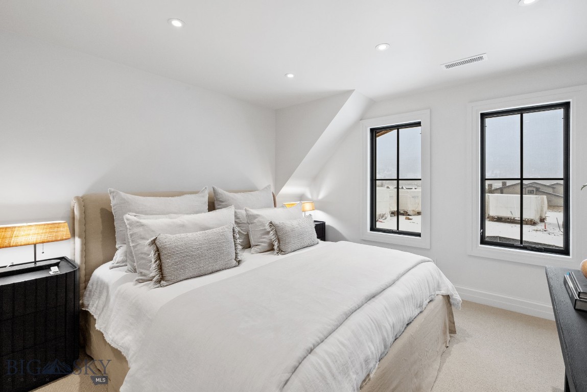 Yellowtail Residences Condominiums - Residential