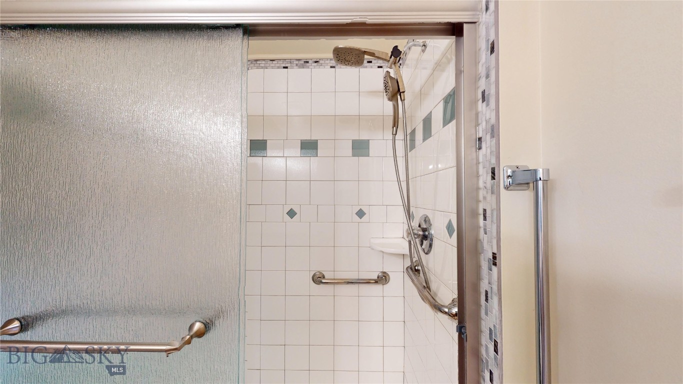 Aspen Plc Condo - Residential