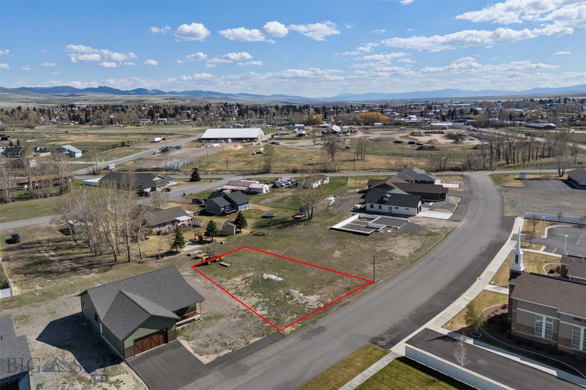 802 Sagebrush Lane