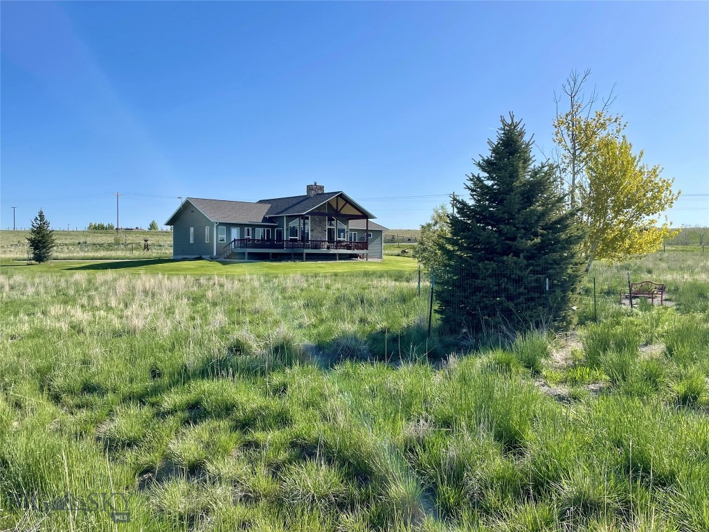 30 Harris Hawk Court