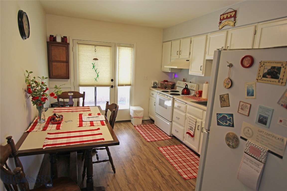 Chequamegon Village - Residential