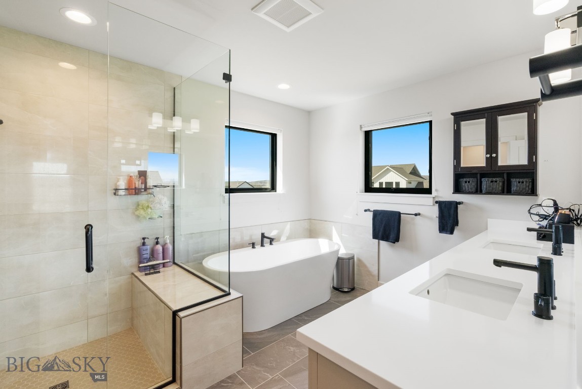 Manhattan, Montana 59741, United States, 5 Bedrooms Bedrooms, ,3 BathroomsBathrooms,Residential,Contingent,106633