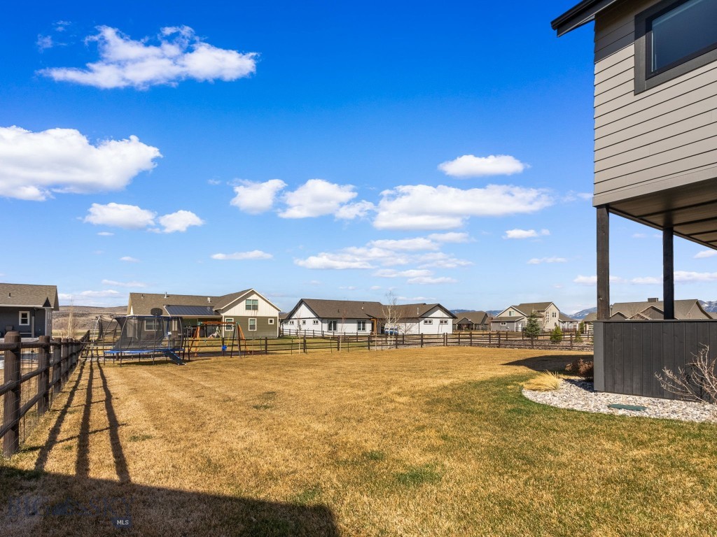 Manhattan, Montana 59741, United States, 5 Bedrooms Bedrooms, ,3 BathroomsBathrooms,Residential,Contingent,106633