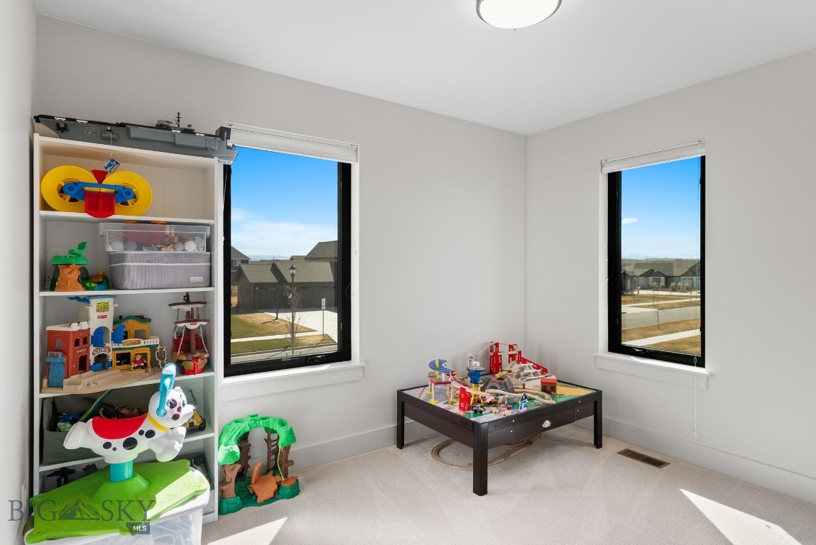 Manhattan, Montana 59741, United States, 5 Bedrooms Bedrooms, ,3 BathroomsBathrooms,Residential,Contingent,106633