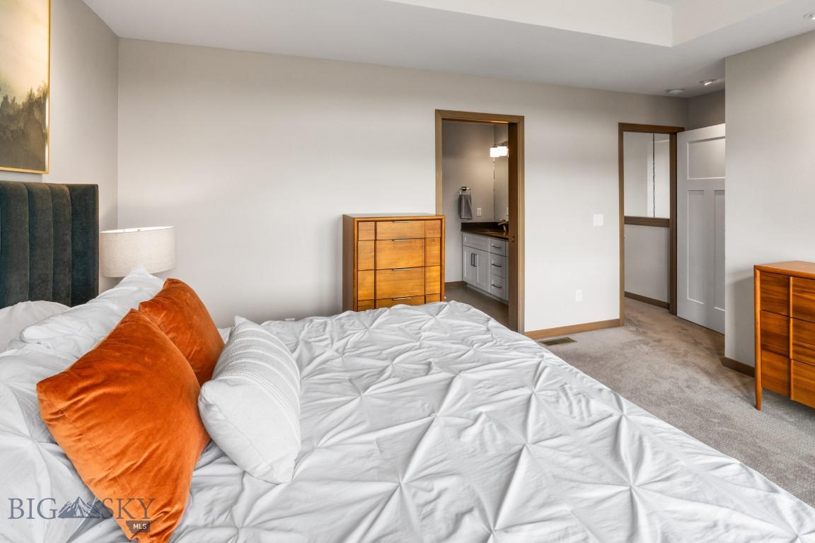 Oak Meadows - Residential