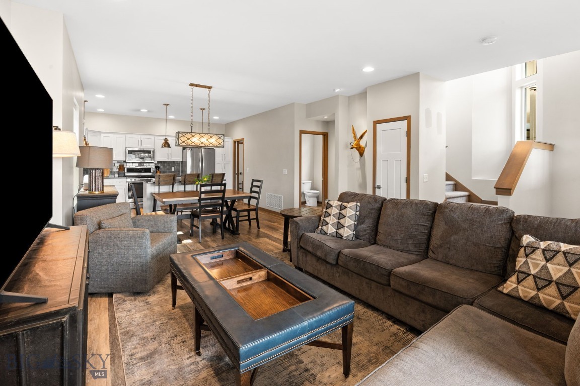 Oak Meadows - Residential