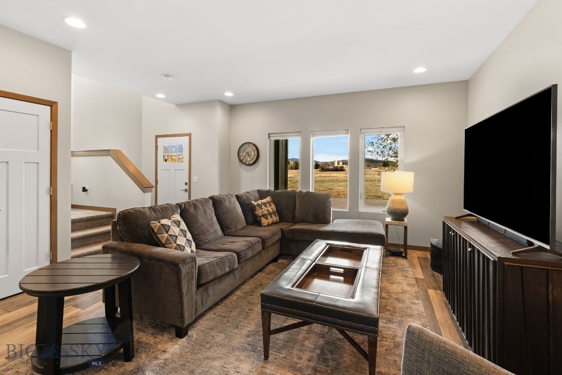 Oak Meadows - Residential