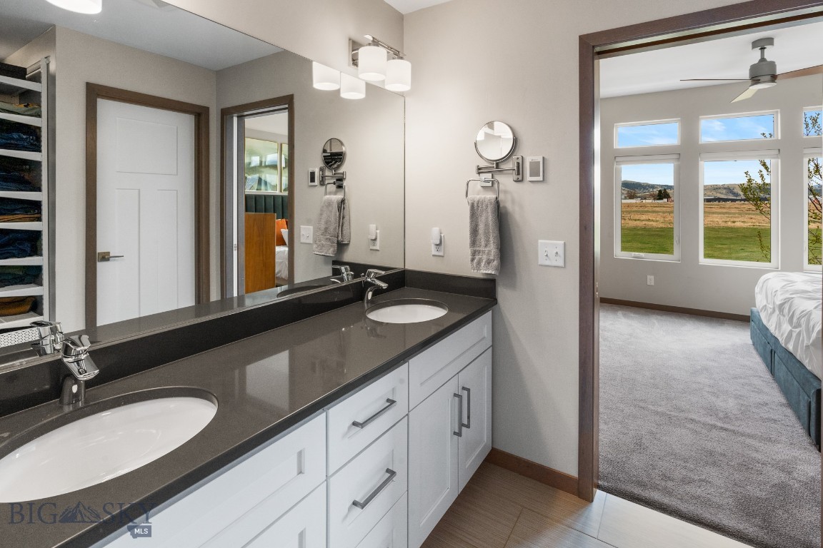 Oak Meadows - Residential