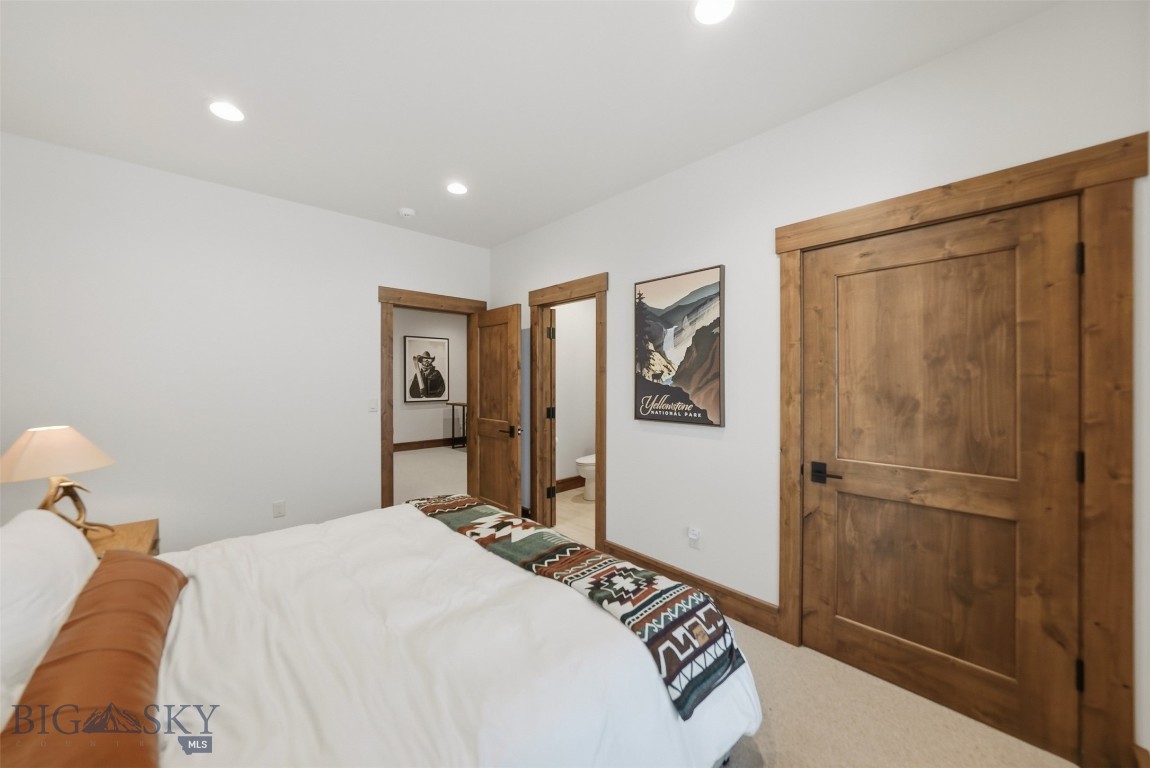 Cascade Ridge Condos - Residential