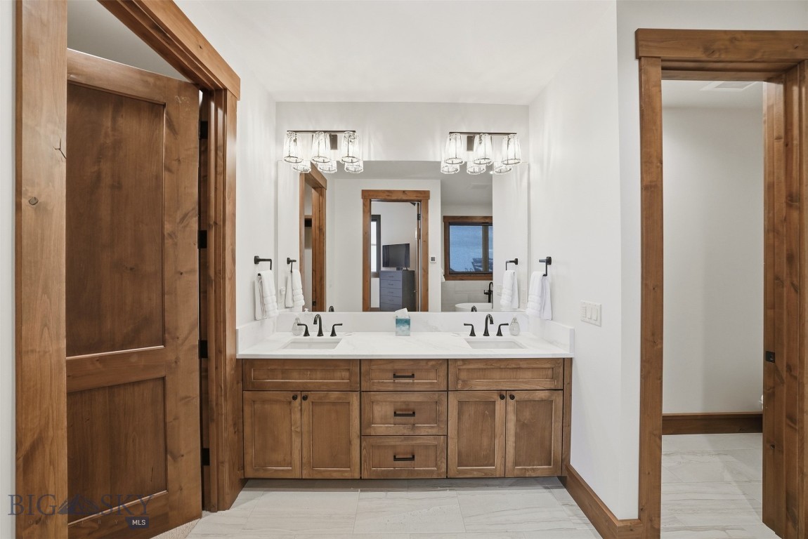 Cascade Ridge Condos - Residential