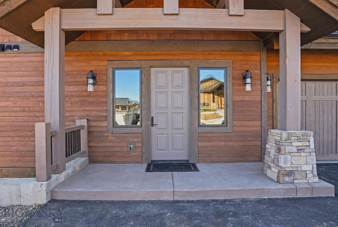 Cascade Ridge Condos - Residential