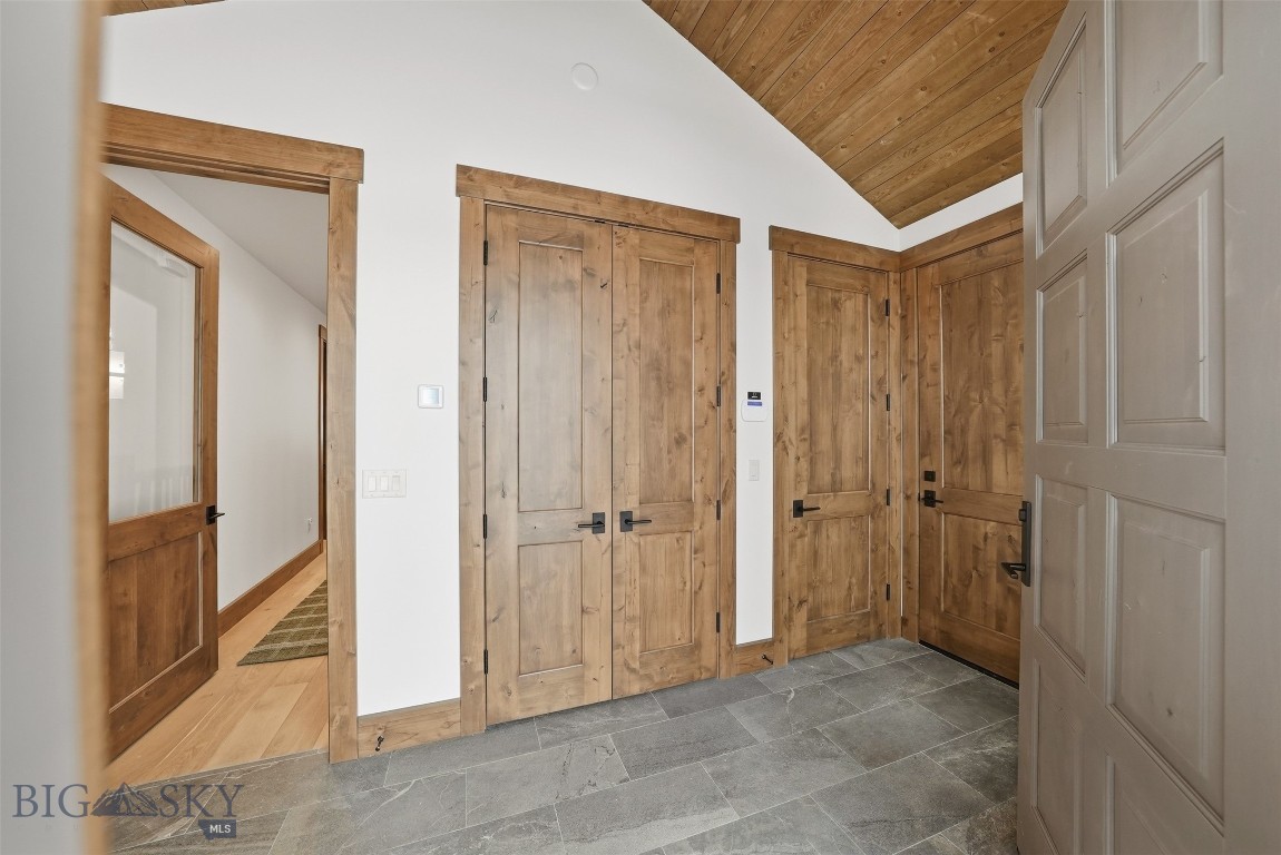 Cascade Ridge Condos - Residential