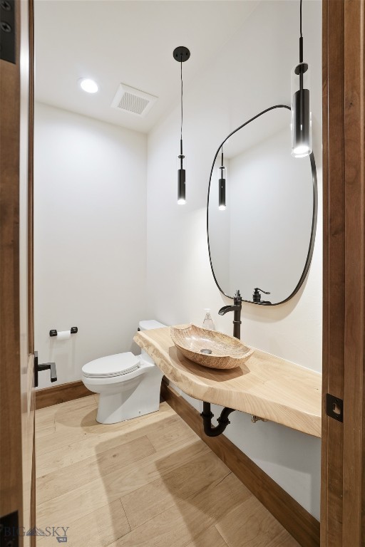 Cascade Ridge Condos - Residential