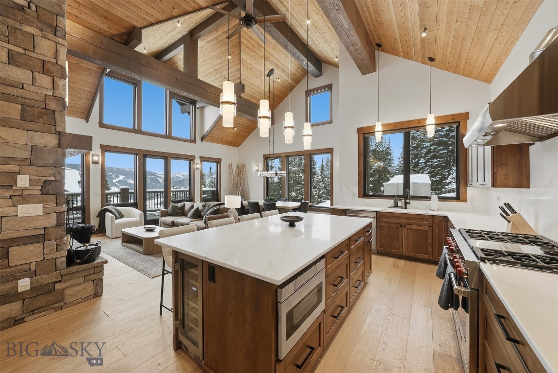 Cascade Ridge Condos - Residential