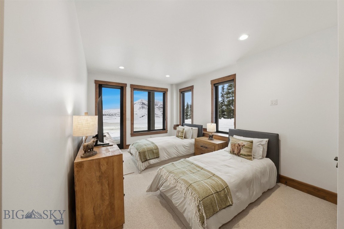 Cascade Ridge Condos - Residential