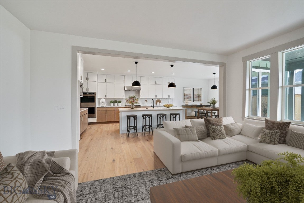 1606 Kit Carson Circle