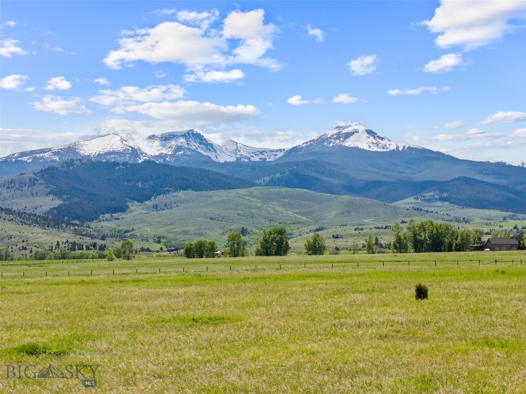 Shining Mountain West - Land