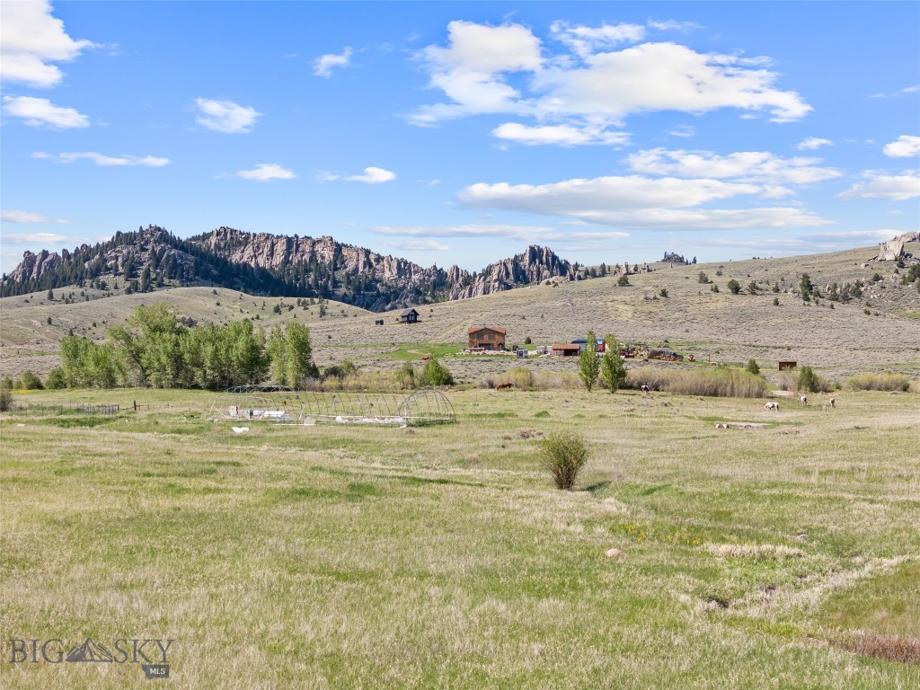 Shining Mountain West - Land