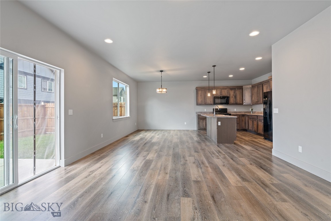 Belgrade, Montana 59714, United States, 3 Bedrooms Bedrooms, ,3 BathroomsBathrooms,Residential,Active,108264