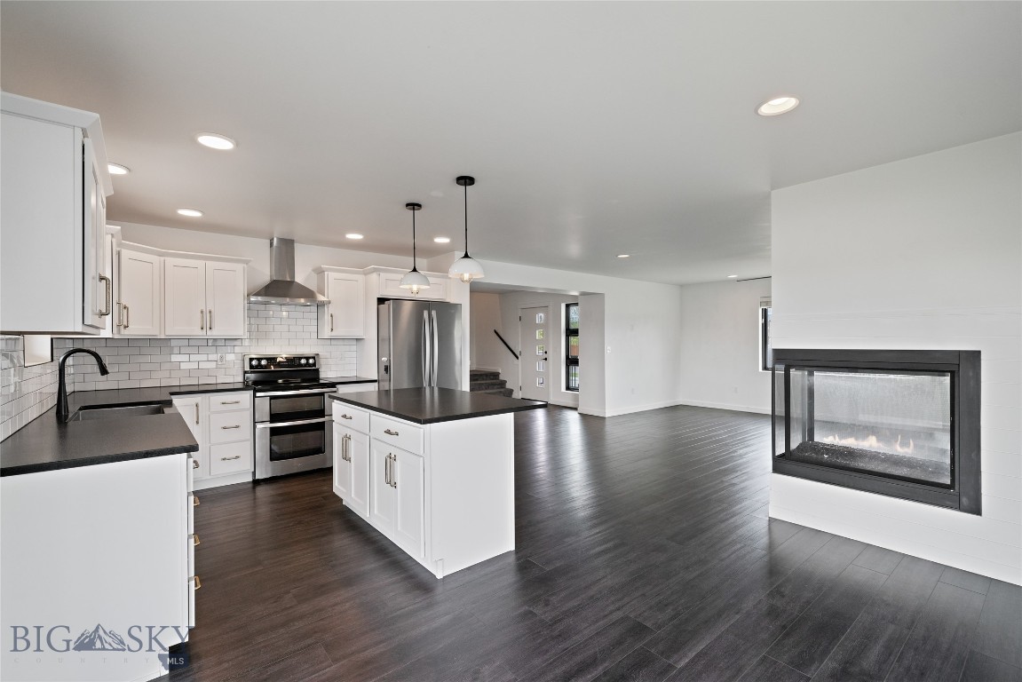 315 Caitlin Road