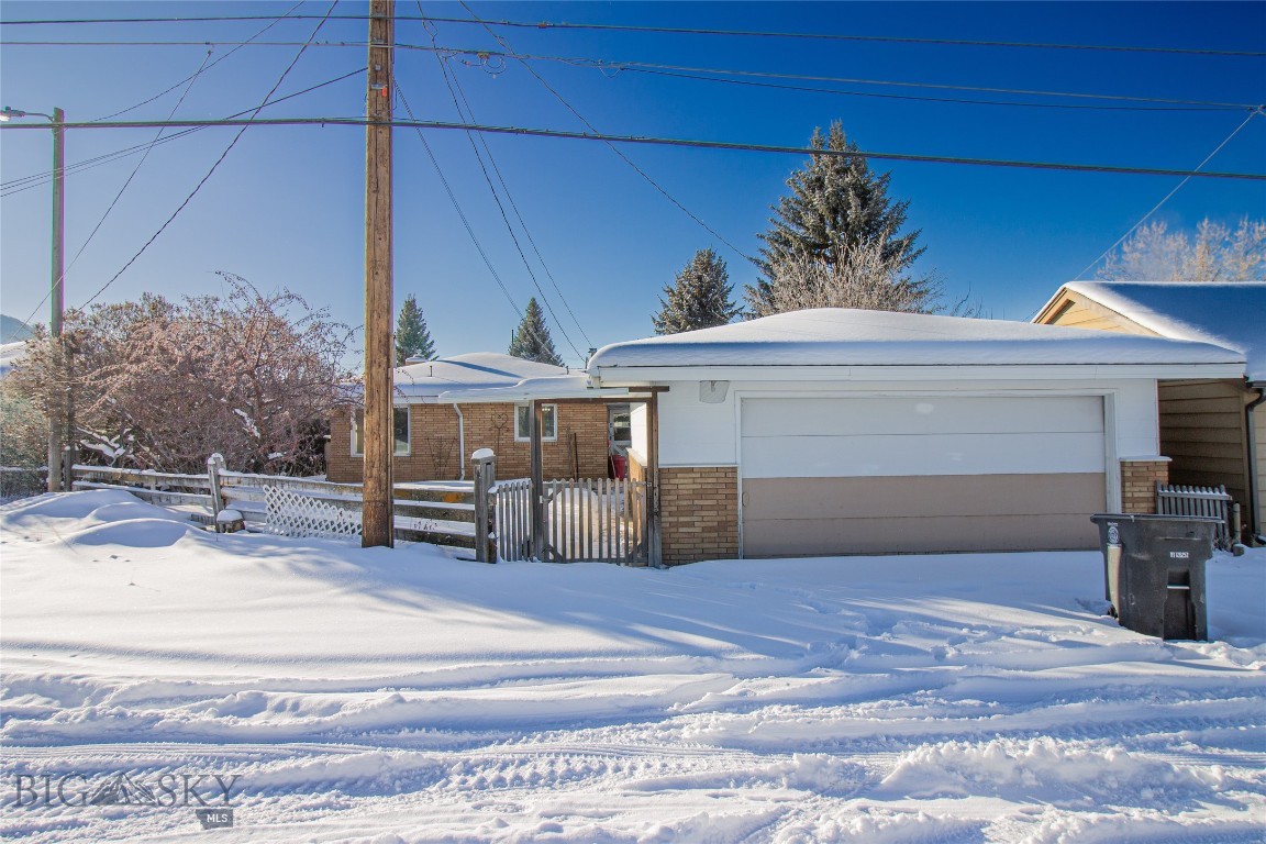 Butte, Montana 59701, United States, 5 Bedrooms Bedrooms, ,2 BathroomsBathrooms,Residential,Contingent,4353