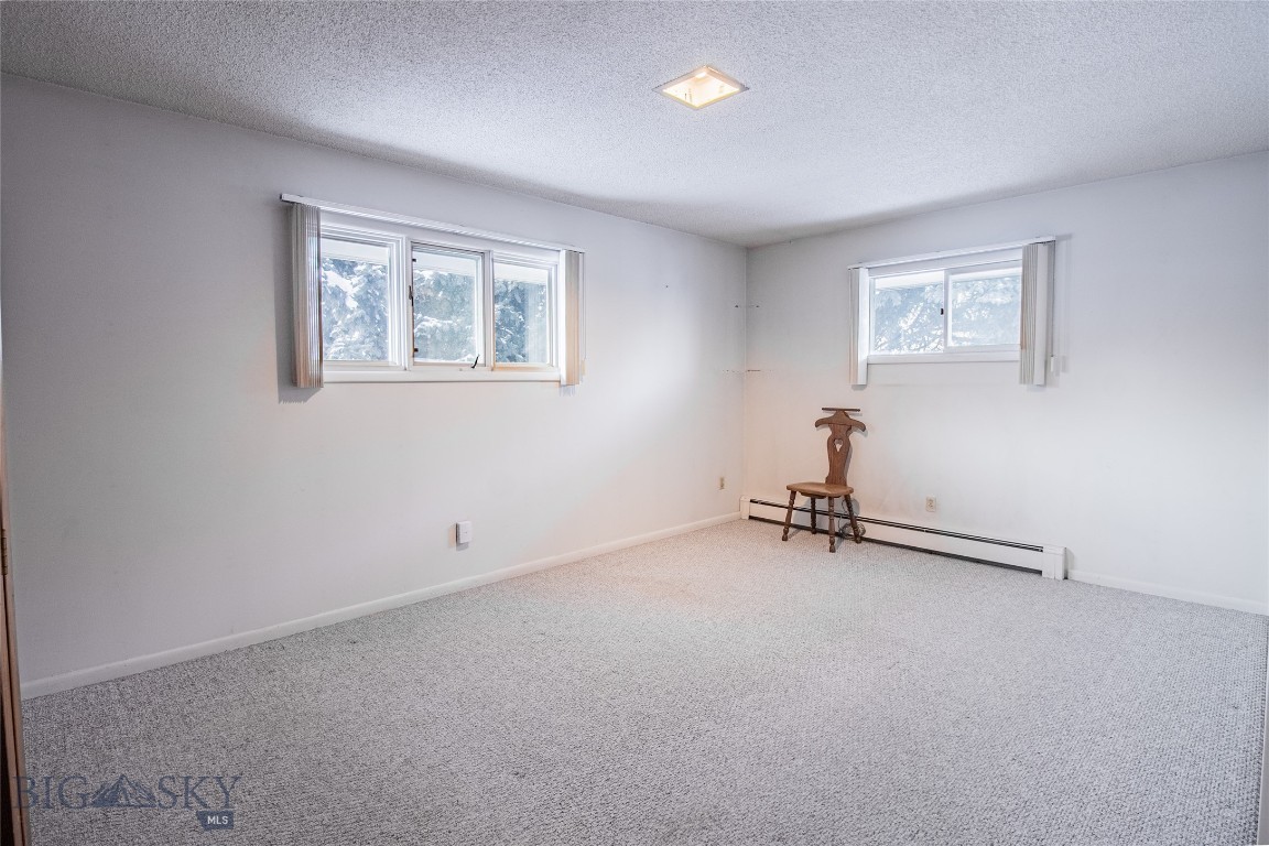 Butte, Montana 59701, United States, 5 Bedrooms Bedrooms, ,2 BathroomsBathrooms,Residential,Contingent,4353